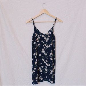 TILLYS FLORAL SUNDRESS